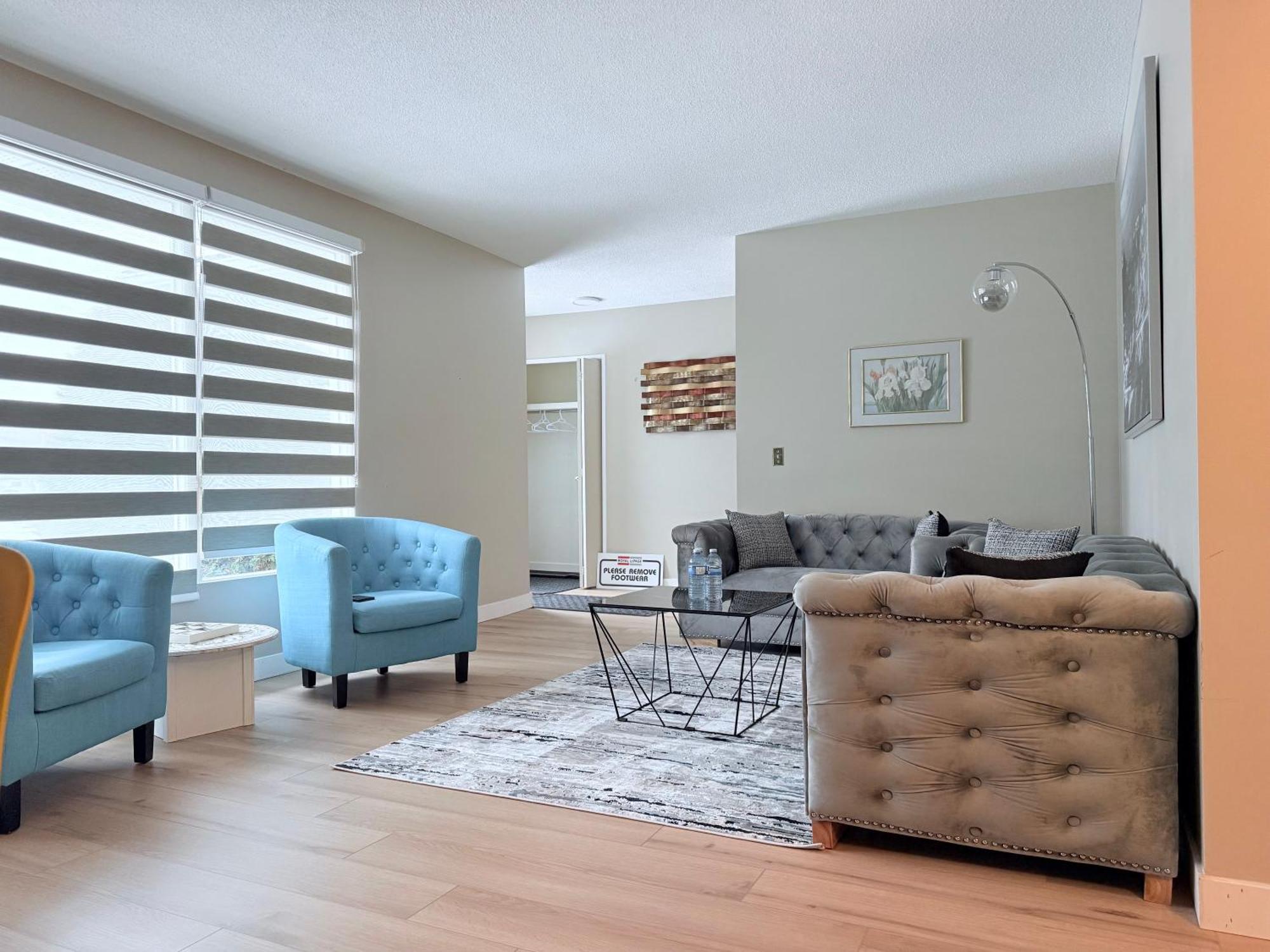 Comfy Corner * Edmonton